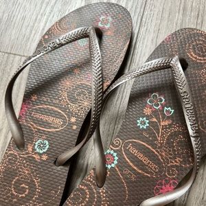Brown Floral Havianas Slim